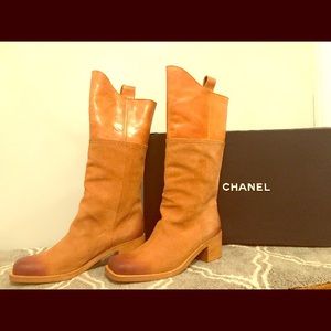Chanel tan ‘Wyoming’ moto boot.